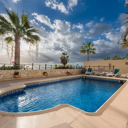 Vila Faya On The First Ocean Line With New Heated Pool