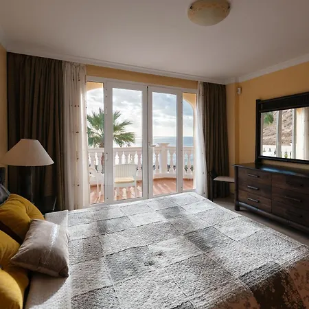 Vila Faya On The First Ocean Line With New Heated Pool